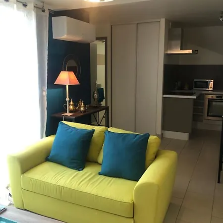Apartment 4 Couchages Centre Ville