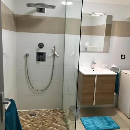 Apartment 4 Couchages Centre Ville